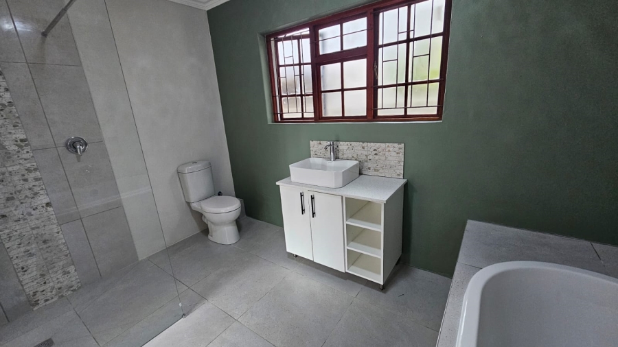 3 Bedroom Property for Sale in Dobson Western Cape